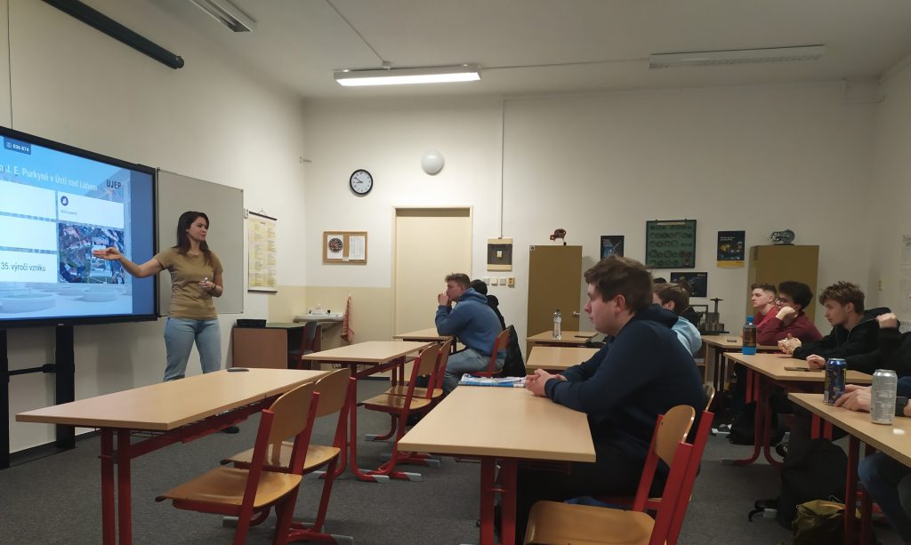 Setkání studentů se zástupci UJEP
