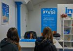 Studenti OAK4 nahlédli do zákulisí cestovní agentury Invia v Lounech Studenti OAK4 nahlédli do zákulisí cestovní agentury Invia v Lounech